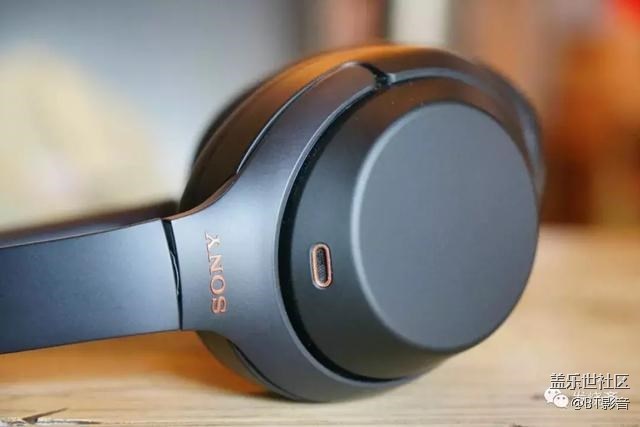 你可能猜不到結(jié)果的六款大牌降噪耳機(jī)面對(duì)面PK 你可能猜不到結(jié)果的六款大牌降噪耳機(jī)面對(duì)面PK