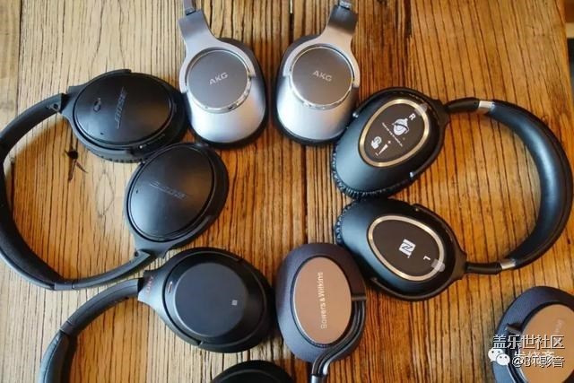 你可能猜不到結(jié)果的六款大牌降噪耳機(jī)面對(duì)面PK 你可能猜不到結(jié)果的六款大牌降噪耳機(jī)面對(duì)面PK