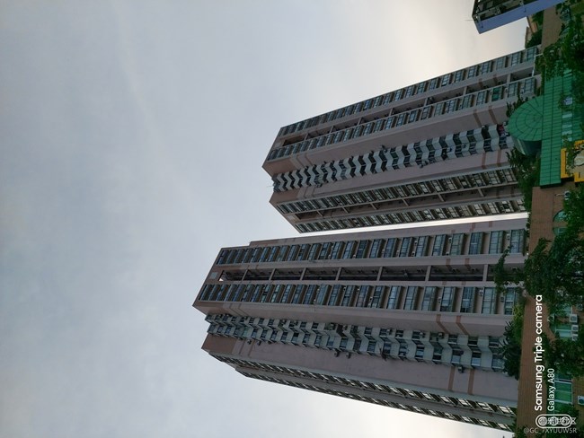 瑕不掩瑜-生銹粉工地評(píng)測(cè)三星A80