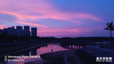 手持A8s 隨手拍的云彩。部分圖片有后期調(diào)光