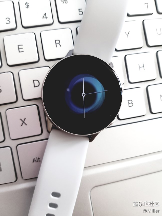 “手腕上的小教練” Watch Active體驗(yàn)測評