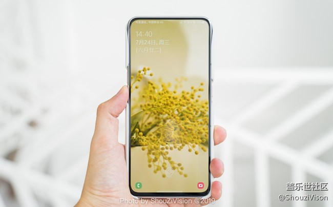 翻轉攝像頭打來的極致全面屏，三星Galaxy A80實拍圖賞