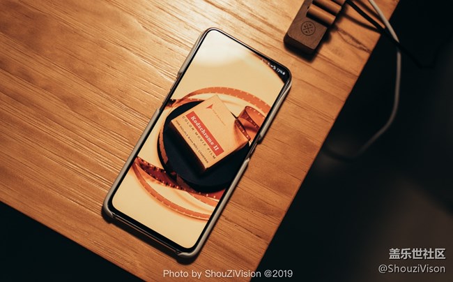 翻轉攝像頭打來的極致全面屏，三星Galaxy A80實拍圖賞