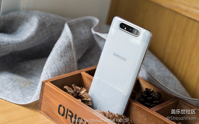 翻轉攝像頭打來的極致全面屏，三星Galaxy A80實拍圖賞