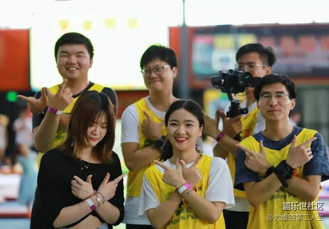 社區(qū)四周年生日