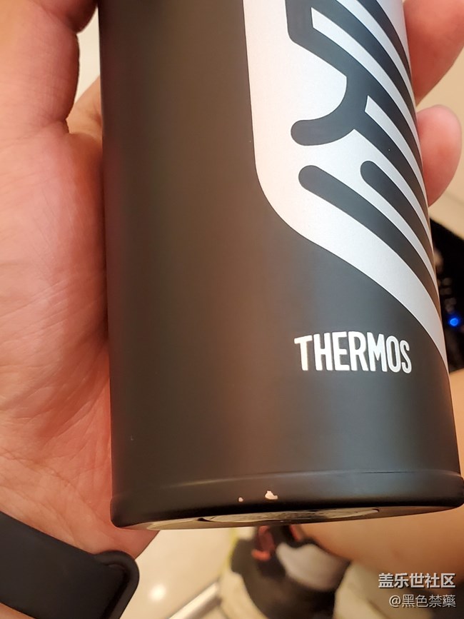 杯子有點(diǎn)次·············