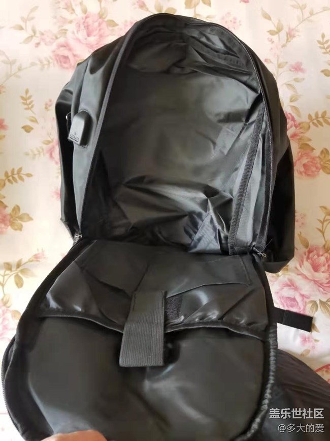 抽中獎(jiǎng)的包包到了真的美得很啊