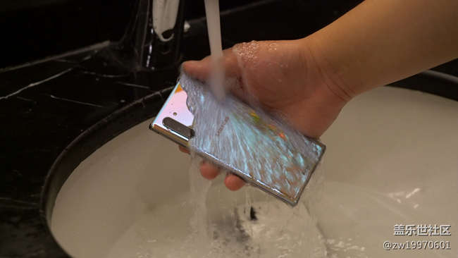 “十”代星機(jī)皇 三星Galaxy Note10系列搶先評(píng)測(cè)