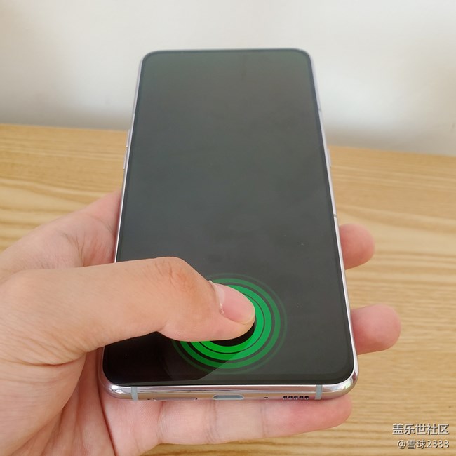 【Galaxy A80星粉體驗(yàn)活動(dòng)】會(huì)旋轉(zhuǎn)跳躍的A80