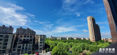 臺風(fēng)過后的海鹽，天朗氣清