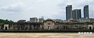 【城市足印】+大萬世居(3)

圍外的天空