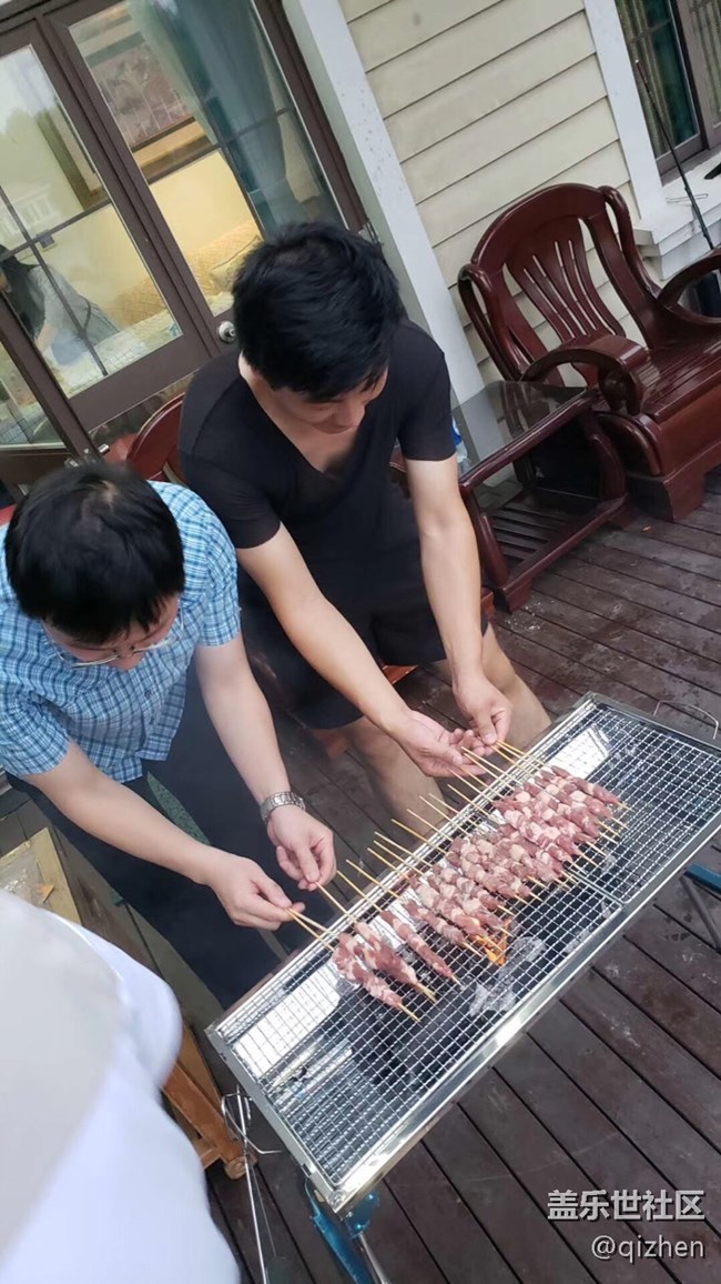 舌尖上的鎮(zhèn)長同學(xué)