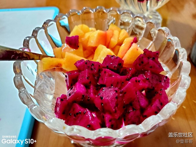 【登哥DIY日?！渴畨K錢(qián)六杯的彩虹冰涼粉？了解一下！