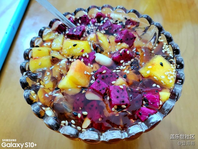 【登哥DIY日常】十塊錢(qián)六杯的彩虹冰涼粉？了解一下！