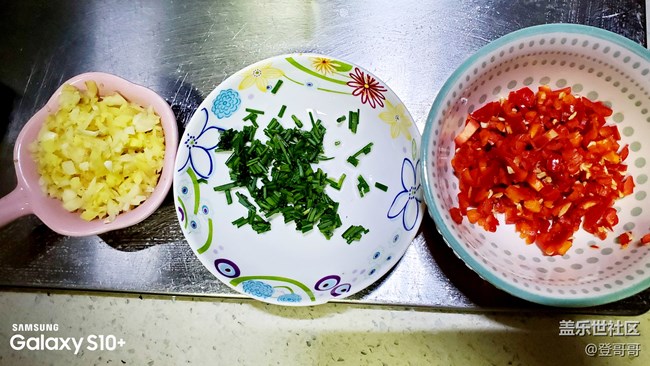 【登哥DIY日常】60塊錢暴力搞定椒鹽皮皮蝦，要不要來試試？