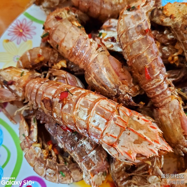 【登哥DIY日?！?0塊錢暴力搞定椒鹽皮皮蝦，要不要來試試？