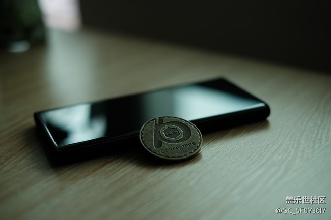 NOTE10麥昆黑-把玩