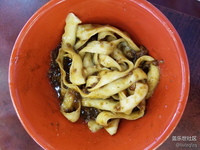 【秀出美食】+逛夜市吃美食