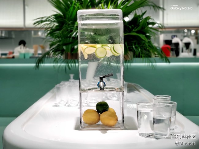 三里屯美食推薦 秋天來了，但夏天不會溜走