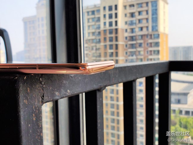 三星Galaxy A80：翻轉(zhuǎn)的藝術(shù)