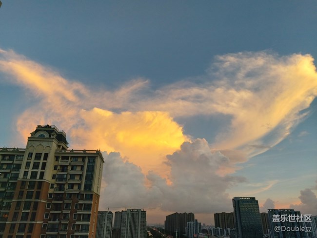 三星Galaxy A80：翻轉(zhuǎn)的藝術(shù)