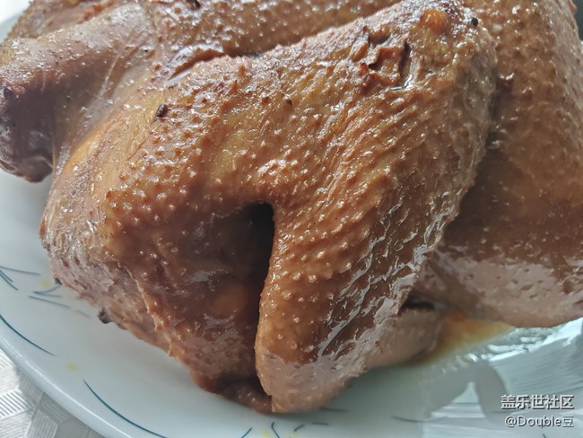 實(shí)驗(yàn)用的五香鹵水鹵制的西裝雞