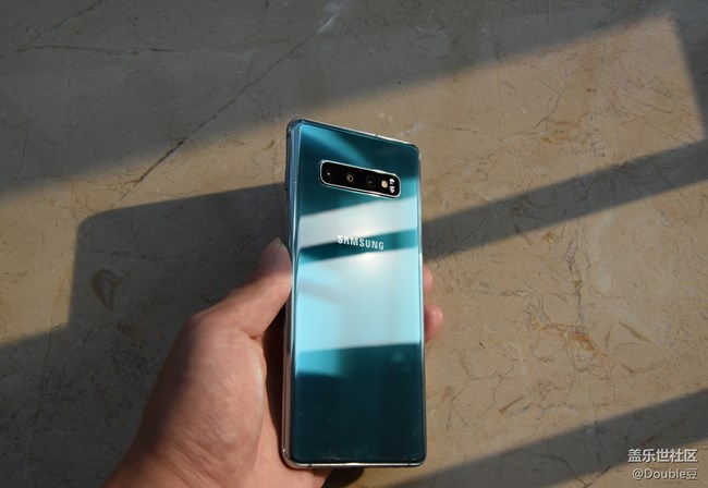 三星Galaxy S10+鑒析：閃耀之“星”
