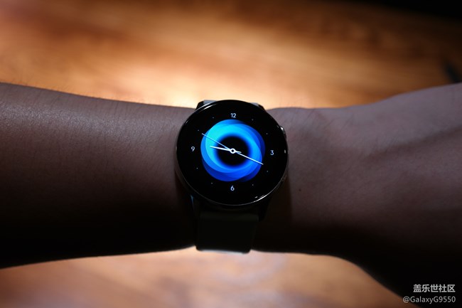 時(shí)尚與實(shí)用的結(jié)合體—Galaxy Watch Active 體驗(yàn)