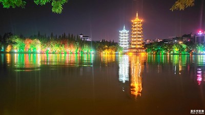 【夜色闌珊】+和我在桂林的街頭走一走，哦！哦！哦！