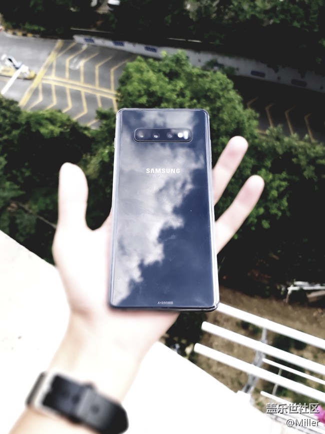 【S10+精彩生活】GalaxyS10+ 屏幕&相機(jī)篇