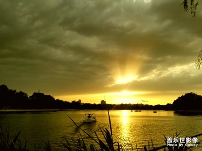 【夜色闌珊】+記錄美好的瞬間