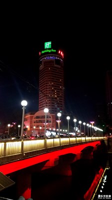 【夜色闌珊】+小花園的夜景