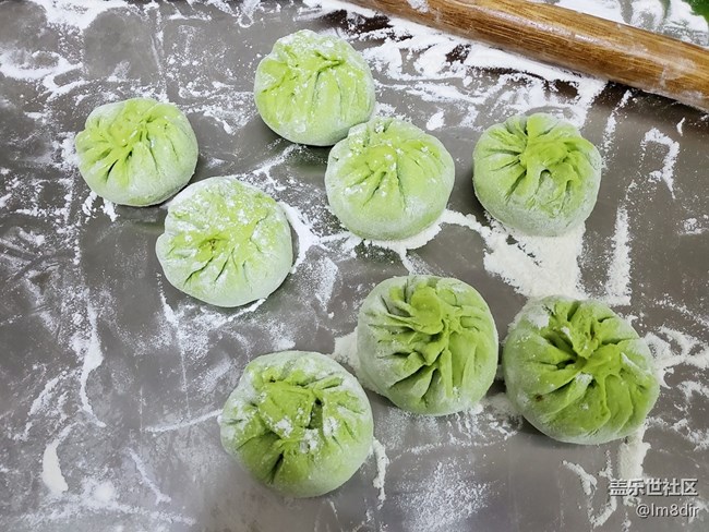 第一次嘗試不一樣的粉絲包，還蠻好吃的。