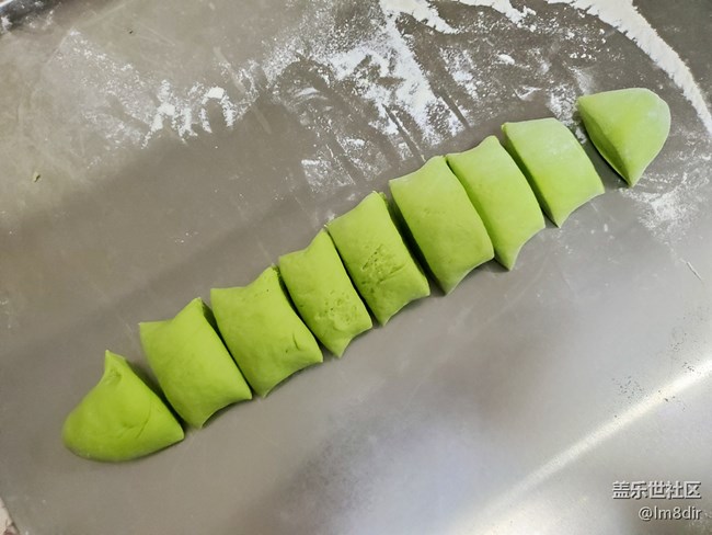 第一次嘗試不一樣的粉絲包，還蠻好吃的。