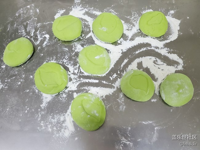 第一次嘗試不一樣的粉絲包，還蠻好吃的。