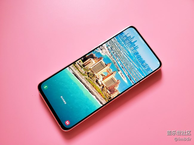 學會這些技巧，熬夜玩手機不傷眼