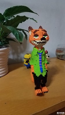 記被七月咬壞的胡克