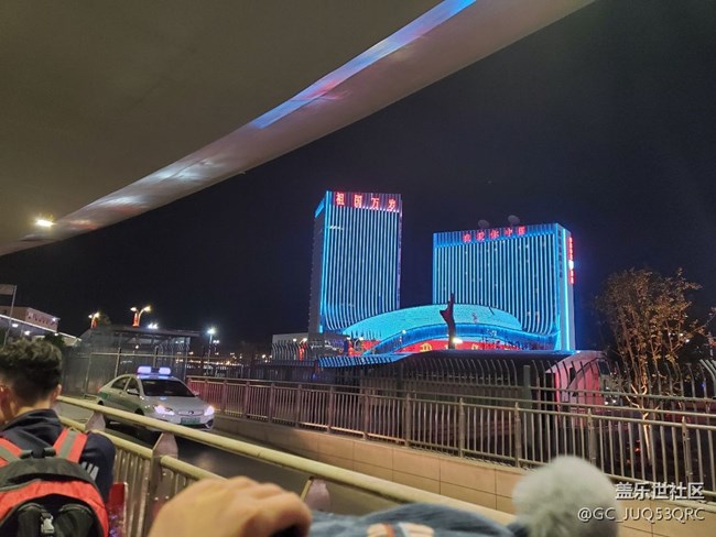 note10+  5g版9.12號(hào)購(gòu)買逆光拍攝夜景出現(xiàn)不同“鬼影“