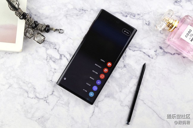 顏值即生產(chǎn)力，三星Note10年度機(jī)皇上手體驗(yàn)