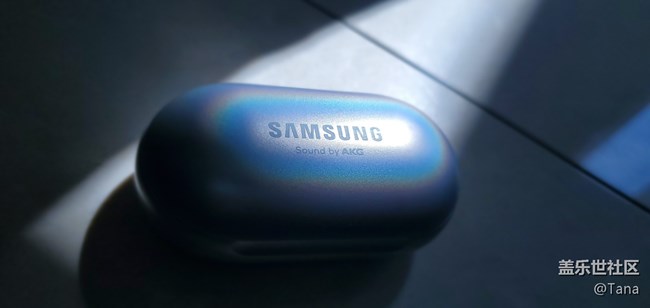 Galaxy Buds 莫彩銀鑒賞