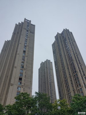 【上下班隨想】+路上的樓