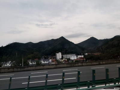 【上下班隨想】+ 車上時(shí)光