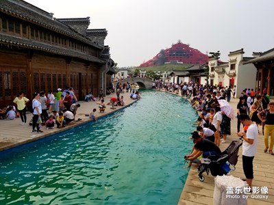 湖上升明月