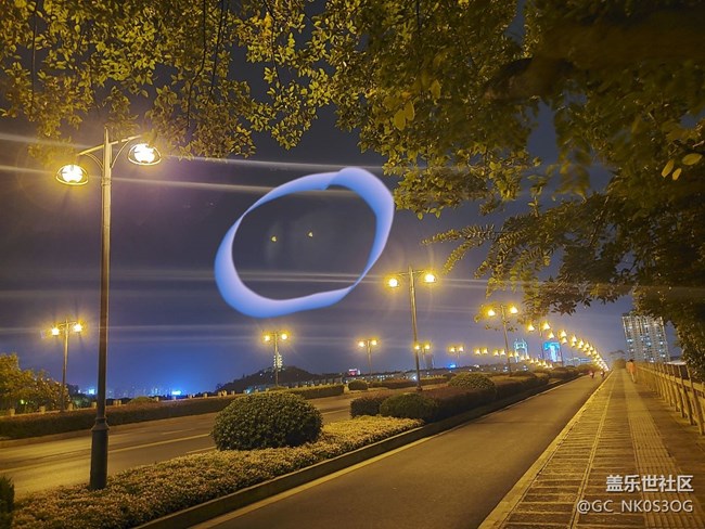 夜拍有虛影！以前沒注意，是更新原因嗎？？