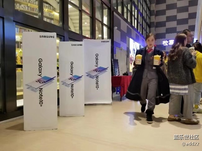 星粉《攀登者》