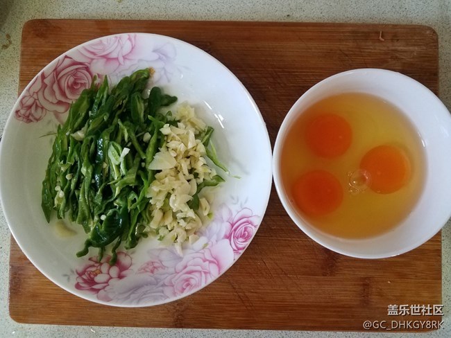 【私房菜】+青椒炒鸡蛋