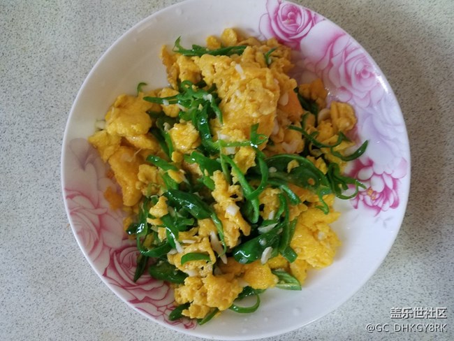 【私房菜】+青椒炒雞蛋 【私房菜】+青椒炒雞蛋