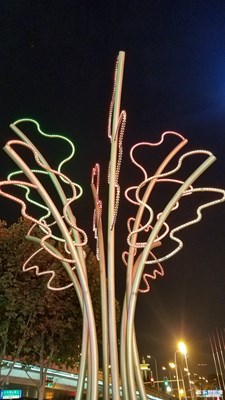 色彩變換的燈飾