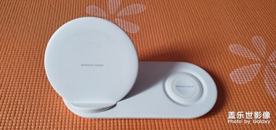 【2019我的社區(qū)禮品】+雙項無線充電底座