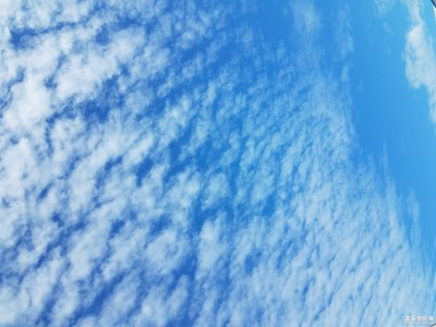 【瑰麗時分】+藍(lán)天上的白云